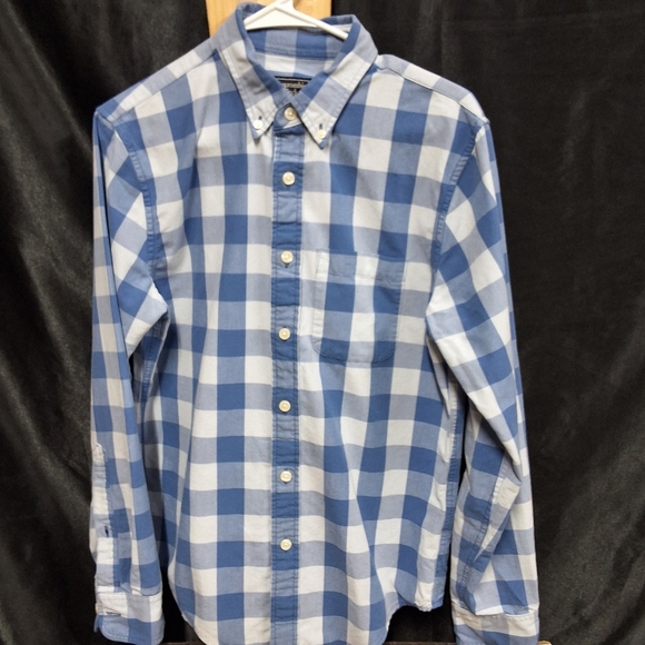 Blue and White Casual Abercombie And Fitch Button Down Shirt - Picture 1 of 6